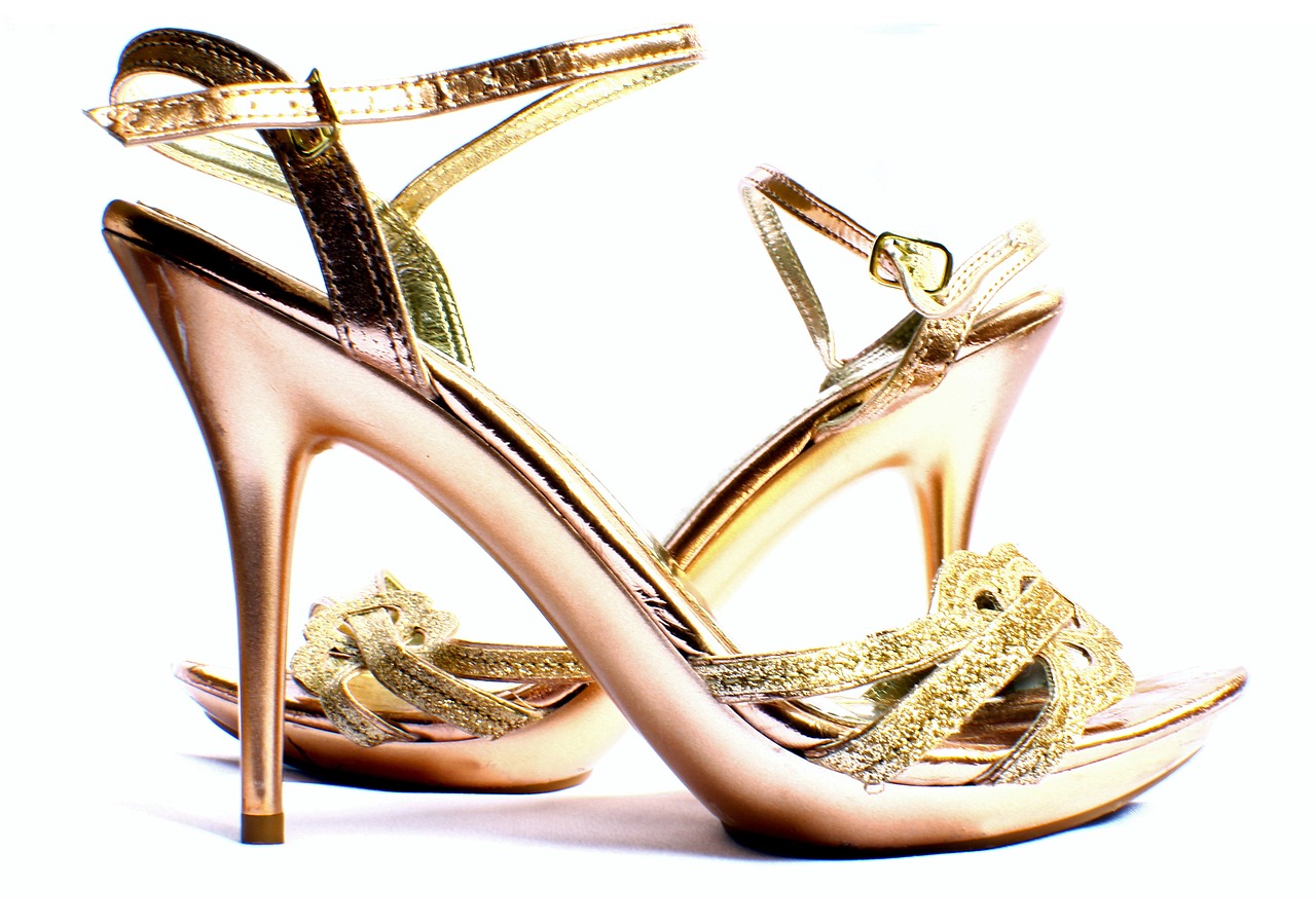 The gold shoe goes with every outfit.