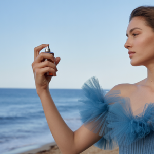 The Best Luxury Perfumes to Gift to Women Who Love Beautiful Scents